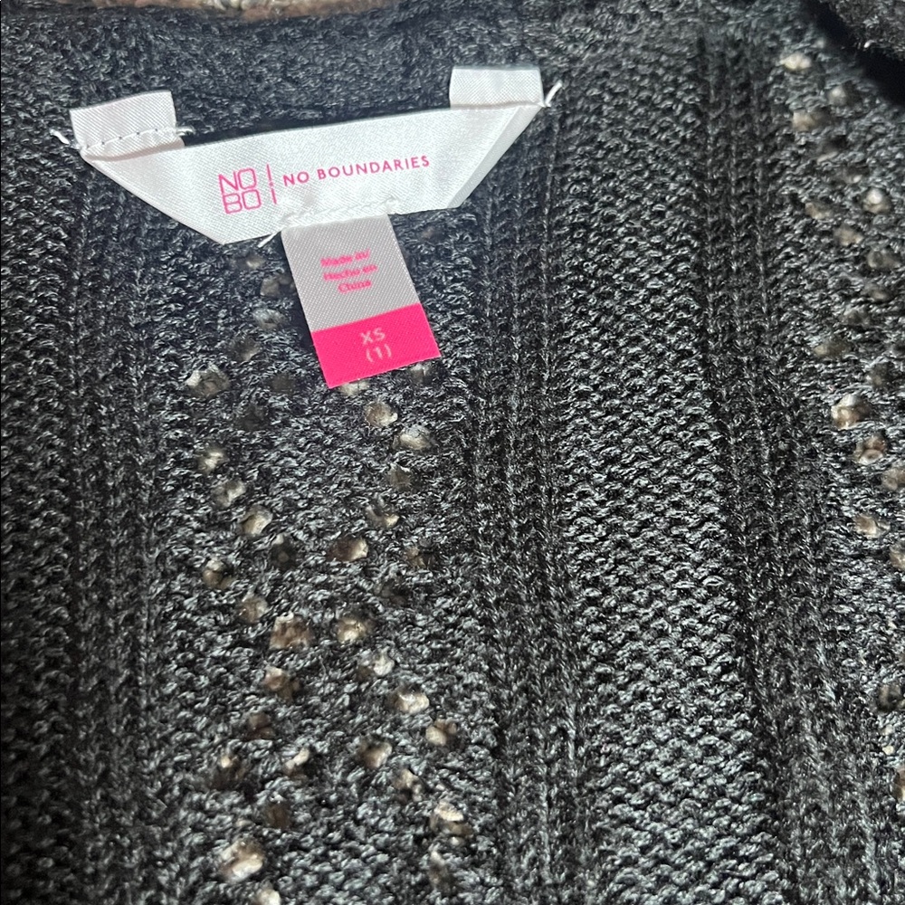 NWT No Boundaries Charcoal Knit Sweater - Picture 2 of 13